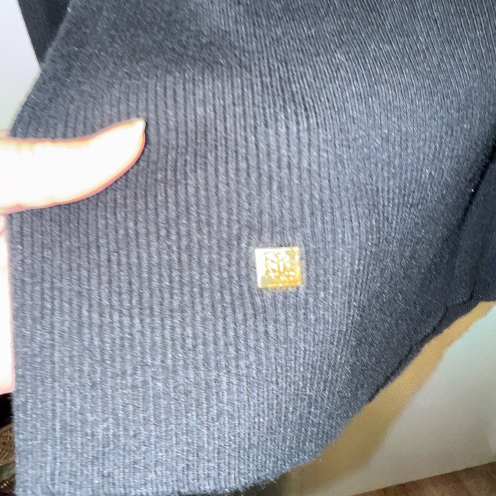 Ralph Lauren Classic Black Turtleneck Sweater - Picture 2 of 5
